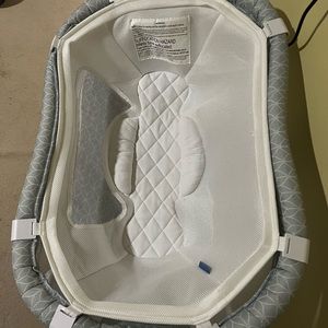 My snuggly newborn insert for halo bassinet